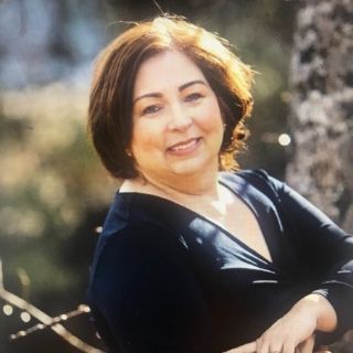 Latino women